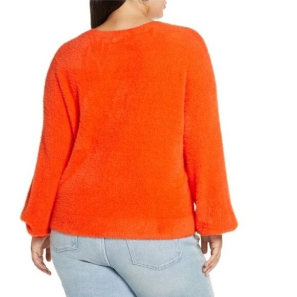 Halogen Fuzzy V-Neck Sweater - Picture 2 of 5